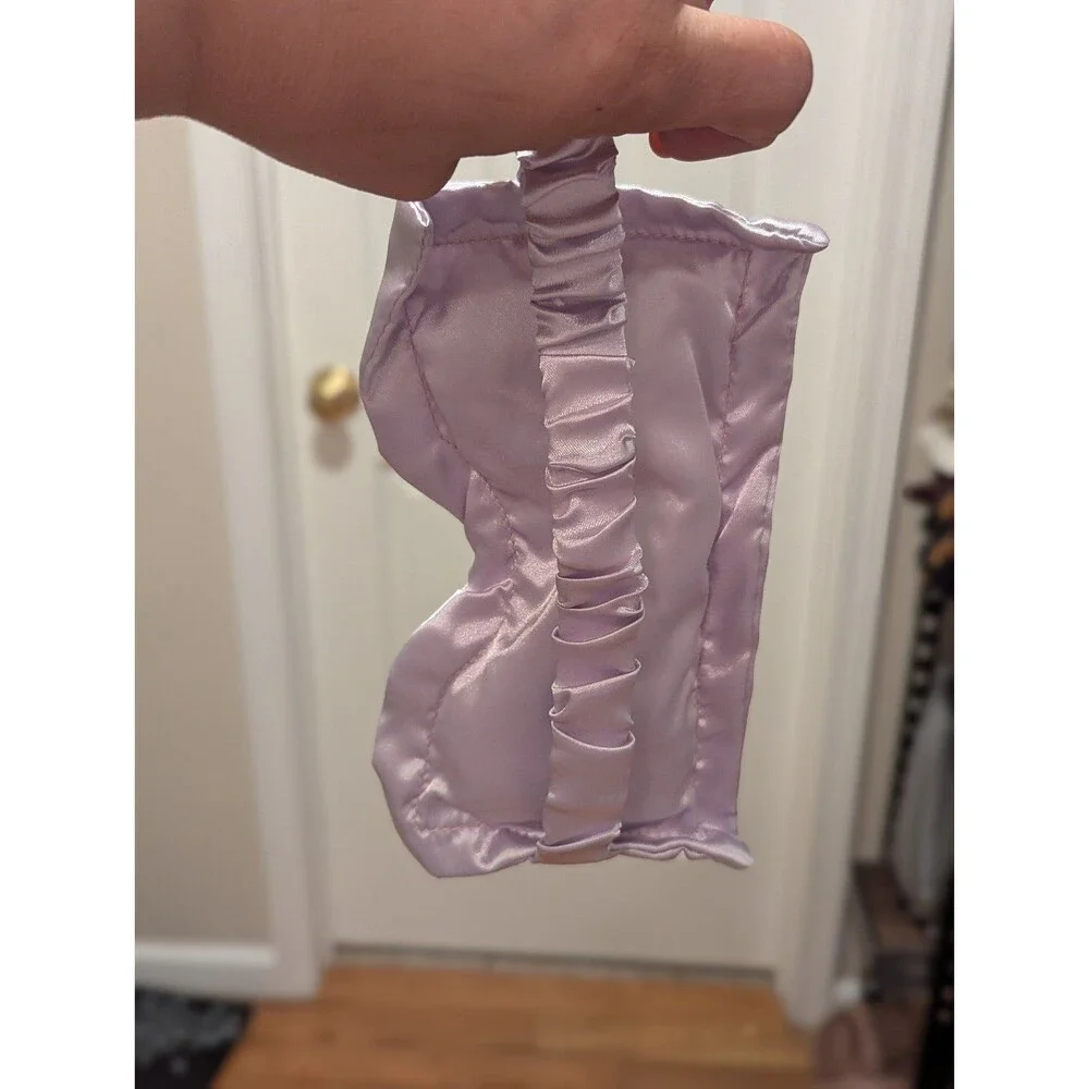 Kate Spade Light Purple Lilac‎ Satin Sleep Rest Spa Eye Mask and Carrying Pouch